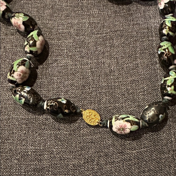 Vintage Large Oval Porcelain Necklace - Picture 3 of 5